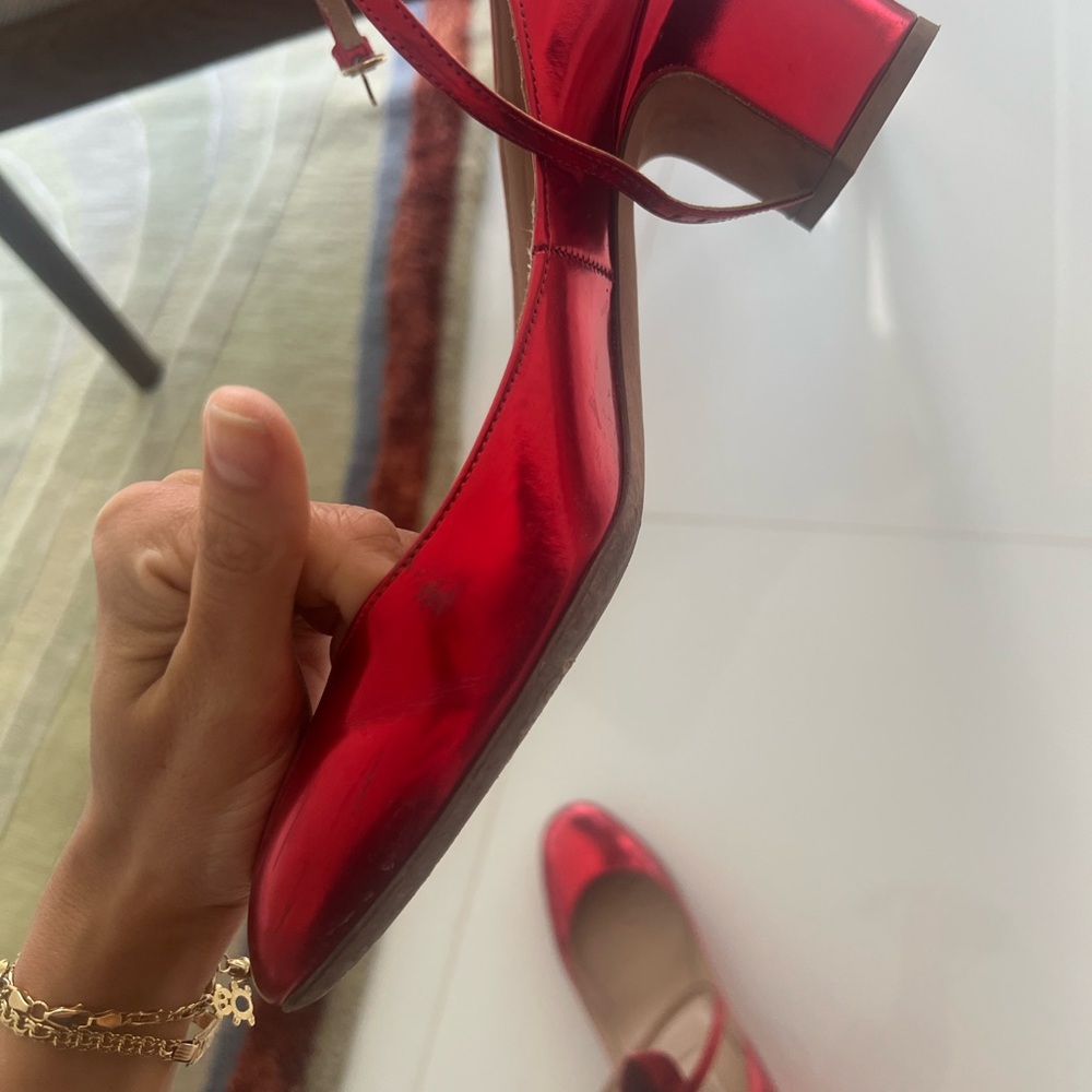 Valentino Shiny Red Heels - Picture 2 of 11